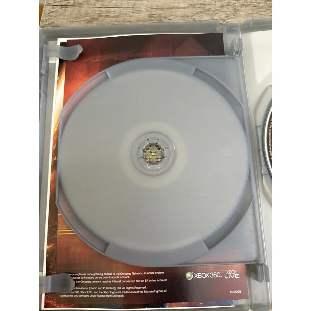 Mass Effect 2 Xbox 360 Video Game CIB Complete Xbox Platinum Hits